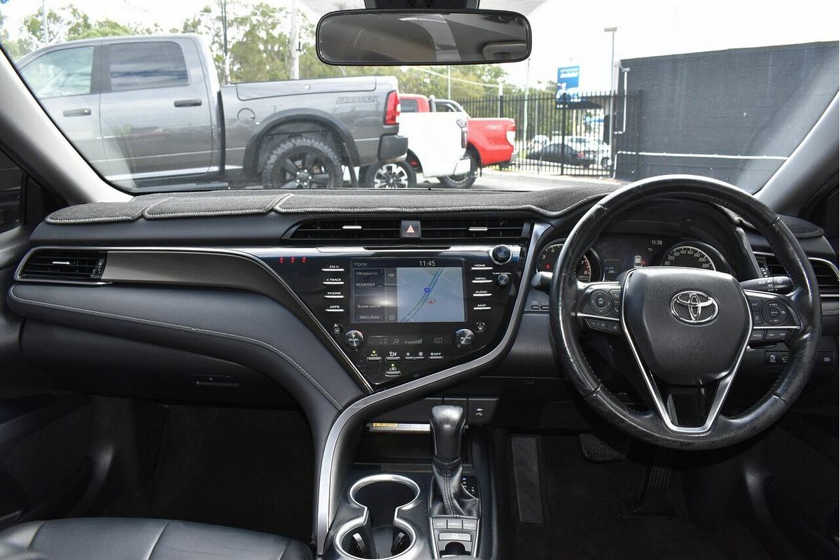 2020 Toyota Camry SX GSV70R