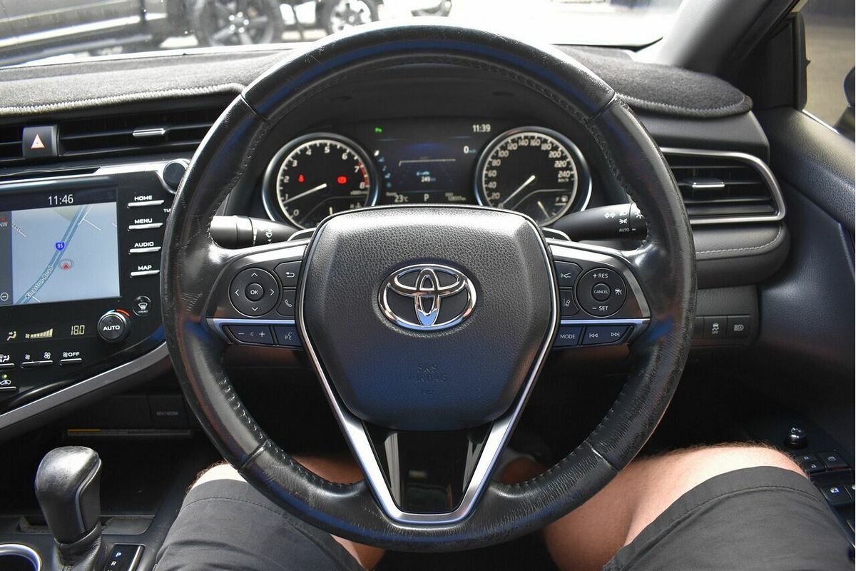 2020 Toyota Camry SX GSV70R