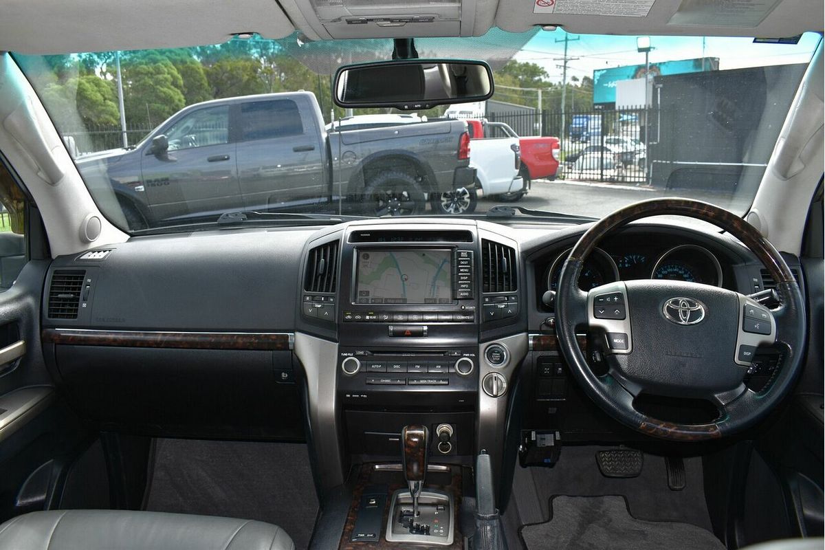 2007 Toyota Landcruiser Sahara VDJ200R
