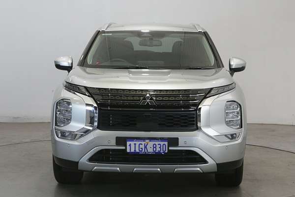 2024 Mitsubishi Outlander LS ZM