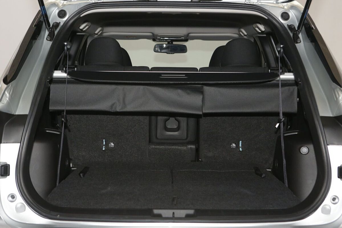 2024 Mitsubishi Outlander LS ZM