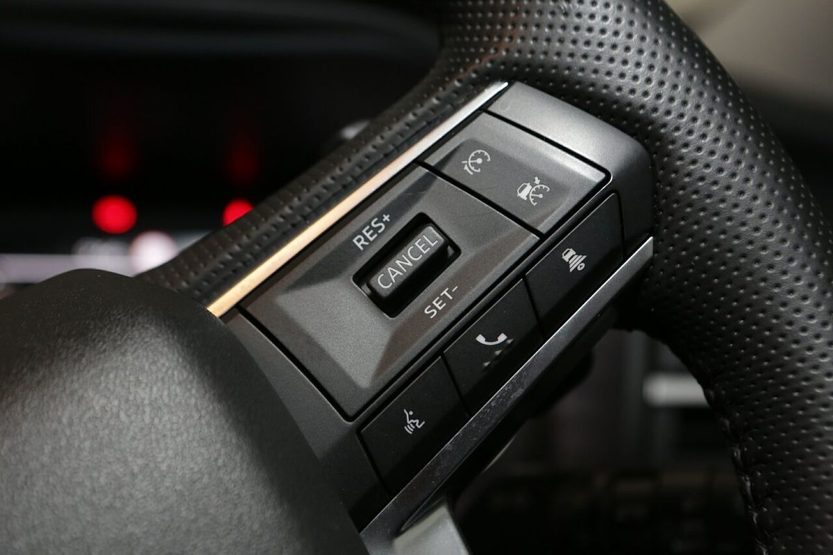 2024 Mitsubishi Outlander LS ZM