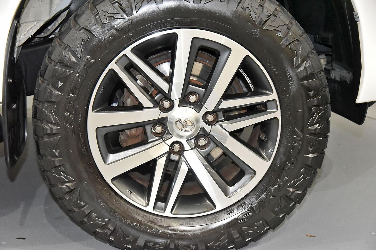 2018 Toyota Hilux SR5 GUN126R 4X4