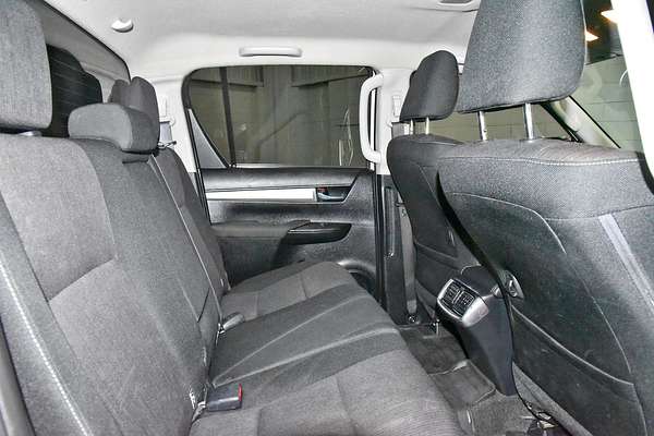 2018 Toyota Hilux SR5 GUN126R 4X4
