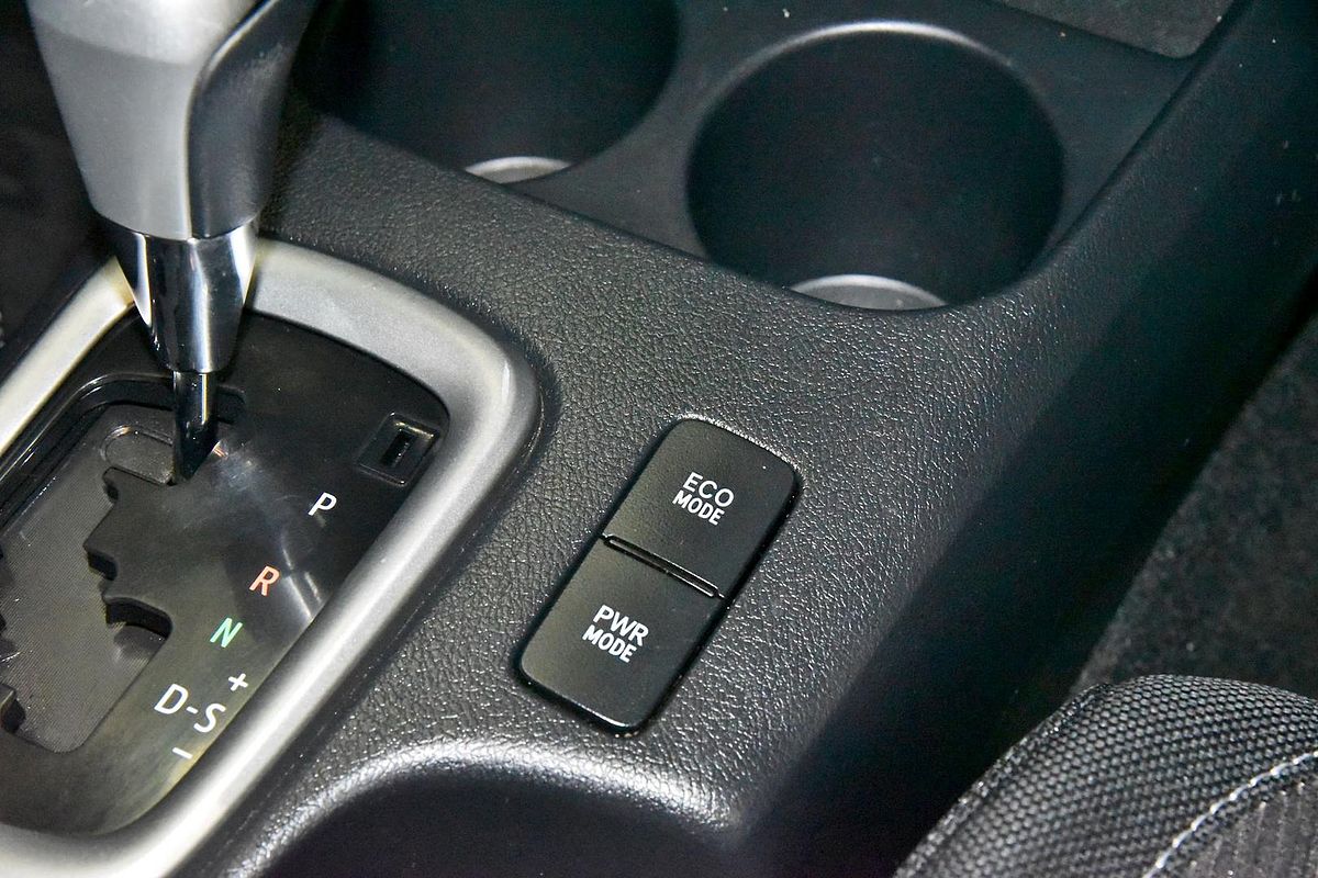2018 Toyota Hilux SR5 GUN126R 4X4