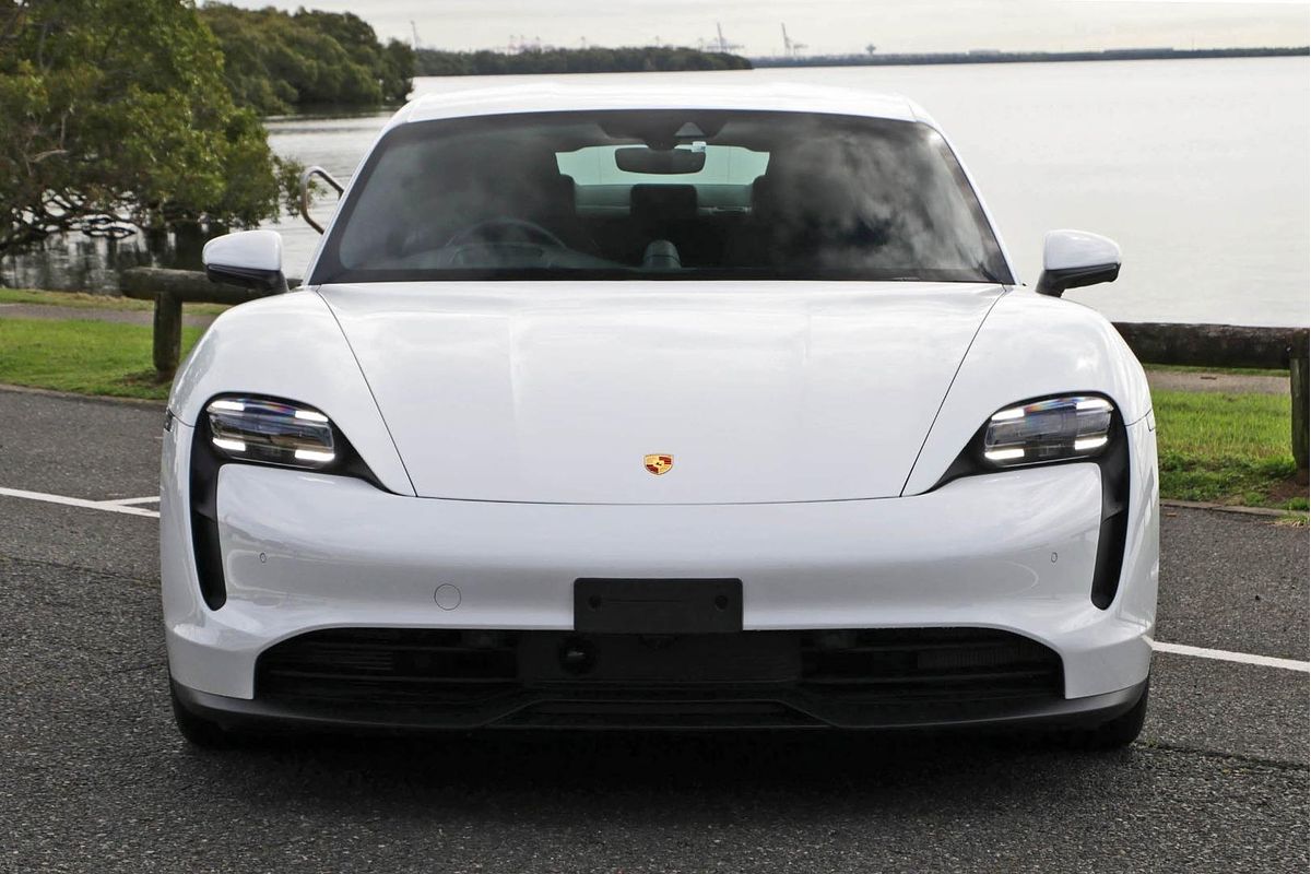 2021 Porsche Taycan Y1A