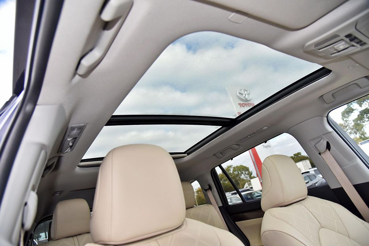 2023 Toyota Kluger Grande TXUA70R