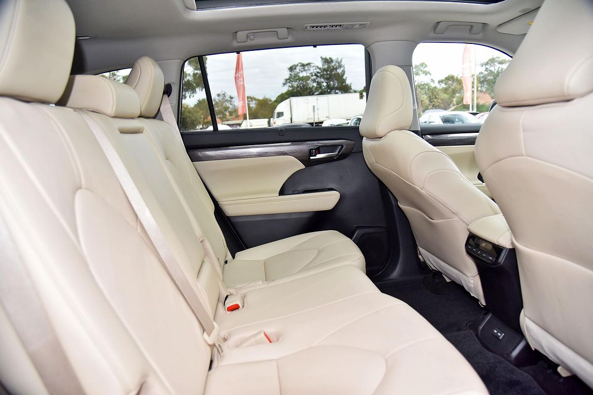 2023 Toyota Kluger Grande TXUA70R