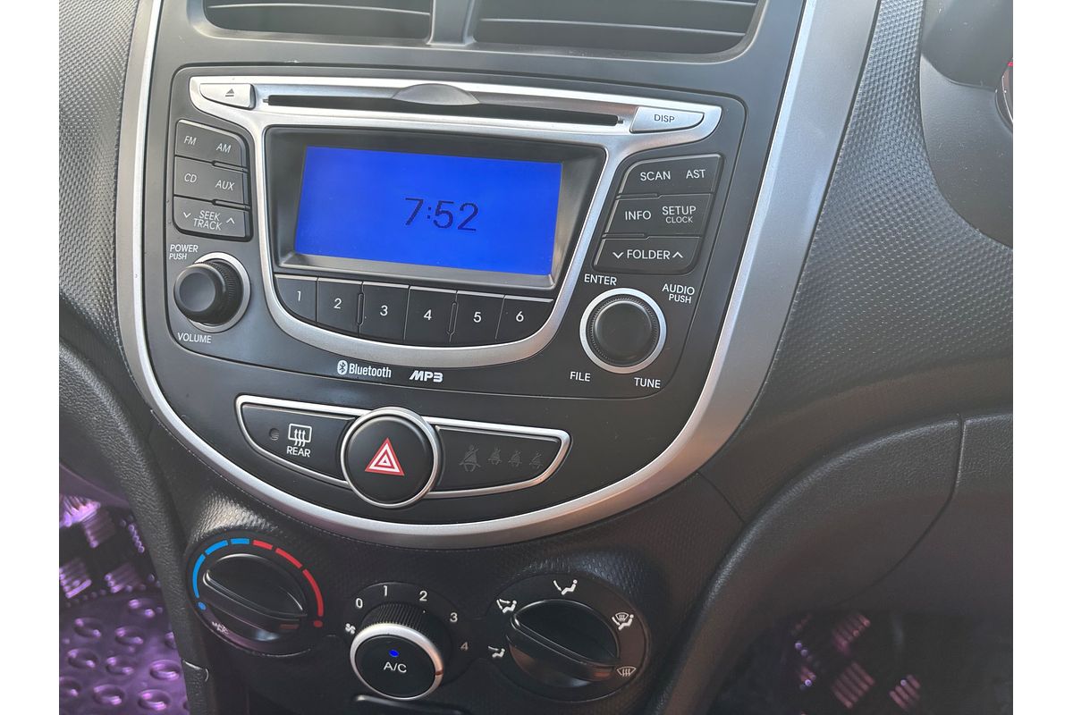 2012 Hyundai Accent Active RB
