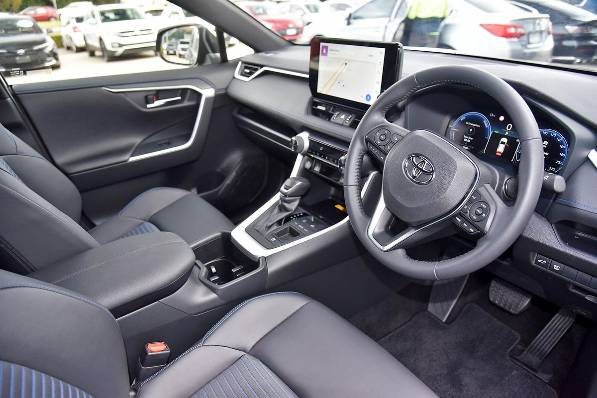 2024 Toyota RAV4 XSE AXAH52R