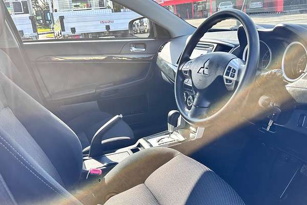 2017 Mitsubishi Lancer LS CF