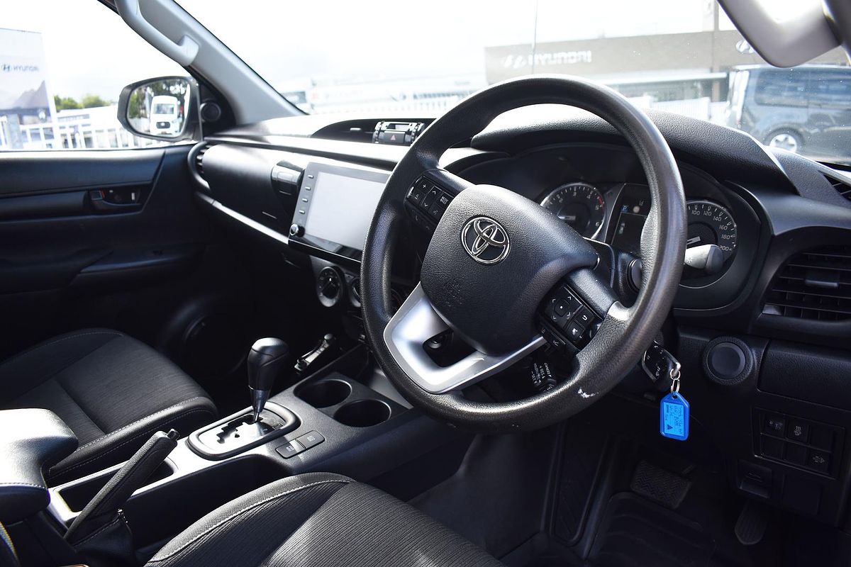 2021 Toyota Hilux SR GUN126R 4X4