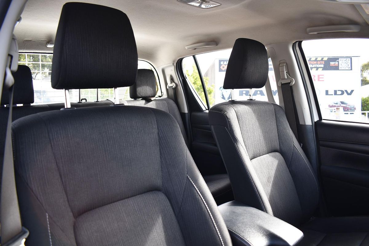 2021 Toyota Hilux SR GUN126R 4X4
