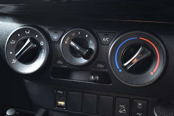 2021 Toyota Hilux SR GUN126R 4X4
