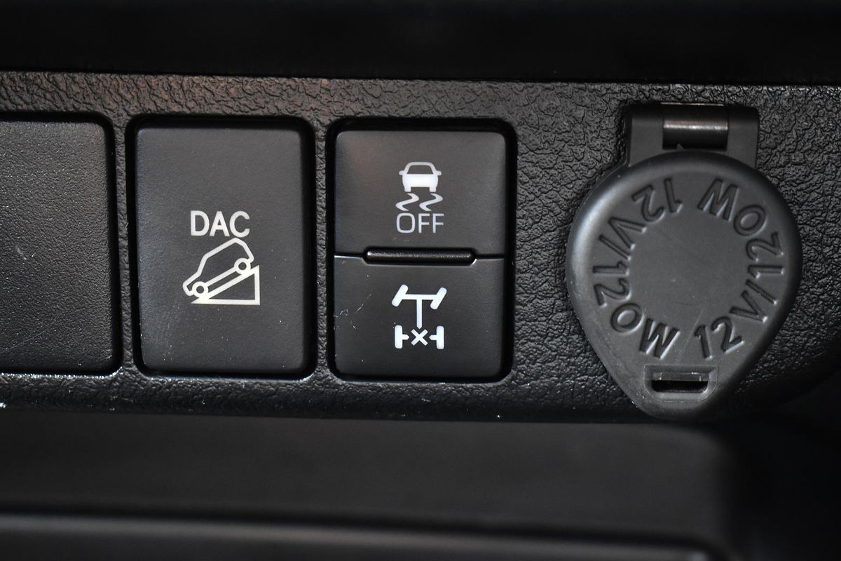 2021 Toyota Hilux SR GUN126R 4X4