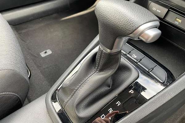 2023 Kia Stonic S YB