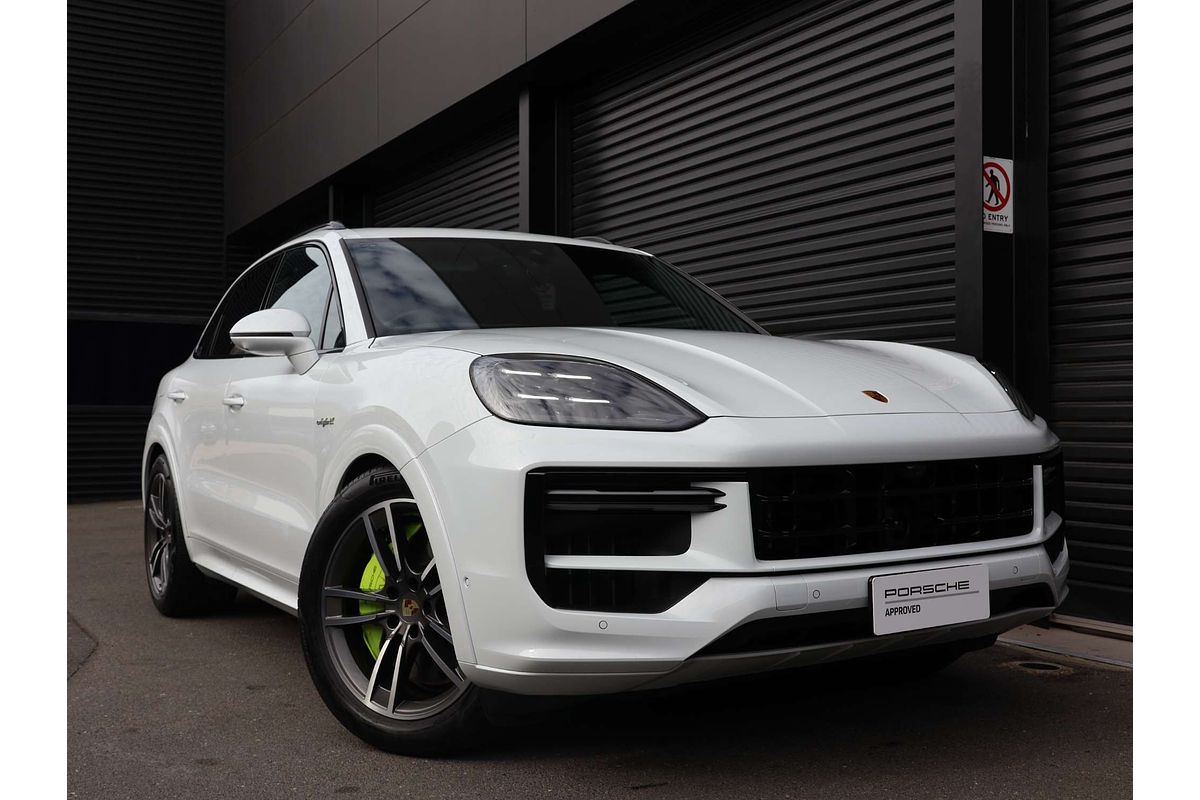 2023 Porsche Cayenne Turbo E-Hybrid 9YA II