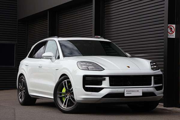 2023 Porsche Cayenne Turbo E-Hybrid 9YA II