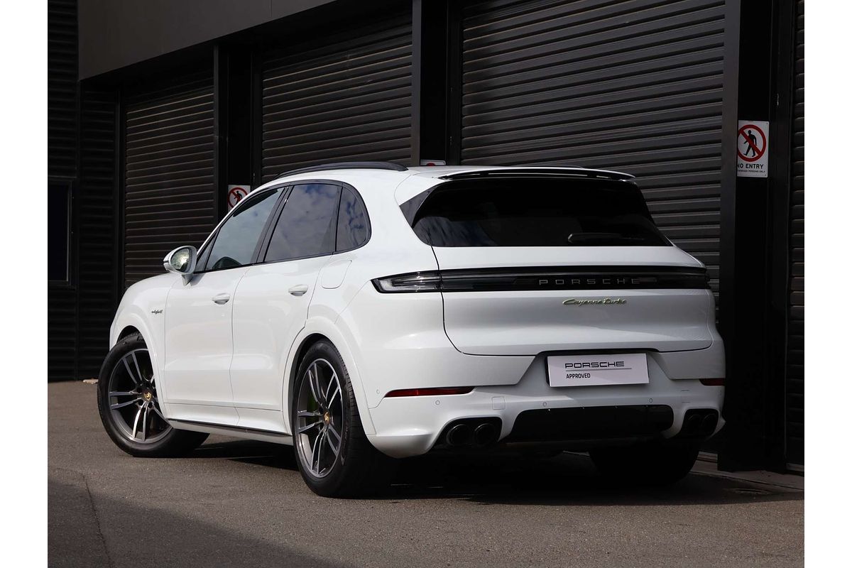 2023 Porsche Cayenne Turbo E-Hybrid 9YA II