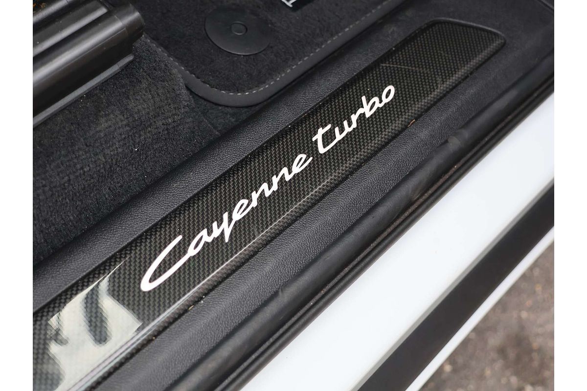 2023 Porsche Cayenne Turbo E-Hybrid 9YA II
