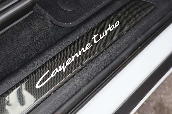 2023 Porsche Cayenne Turbo E-Hybrid 9YA II