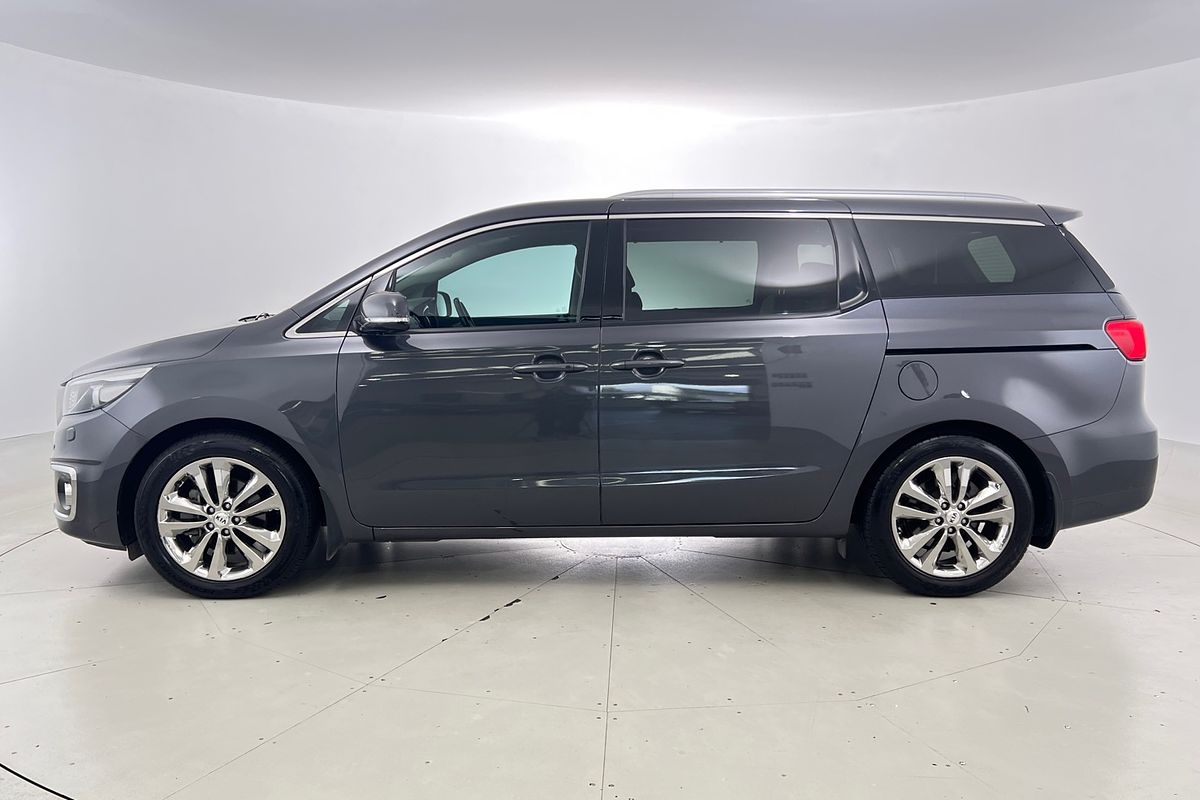 2017 Kia Carnival Platinum YP