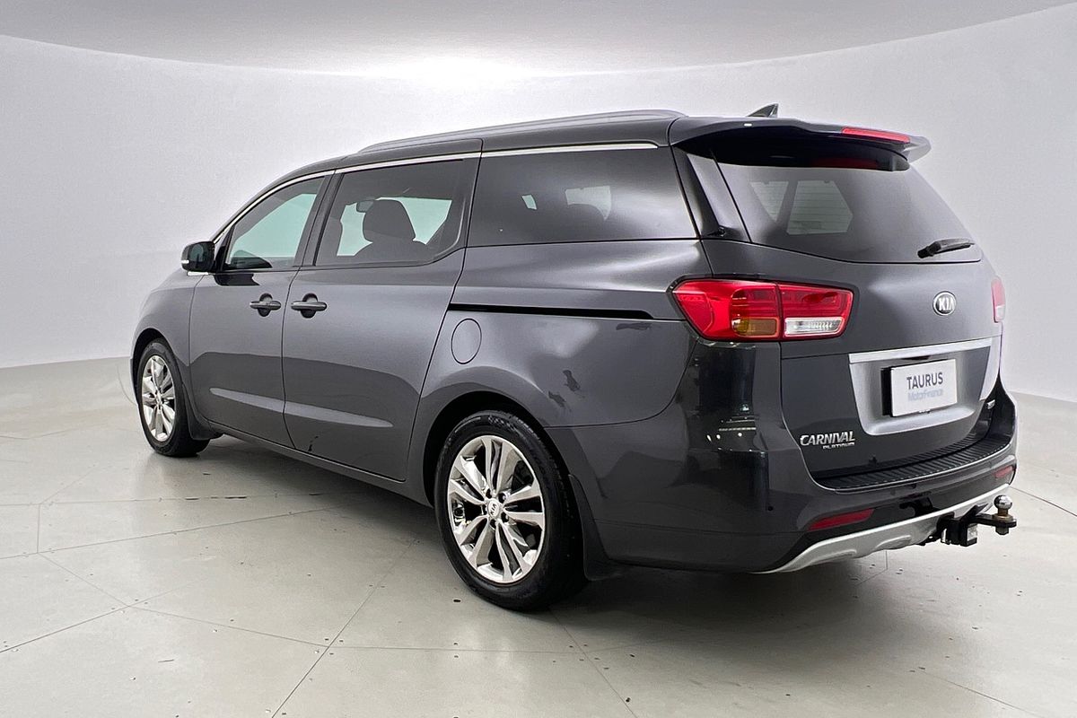 2017 Kia Carnival Platinum YP