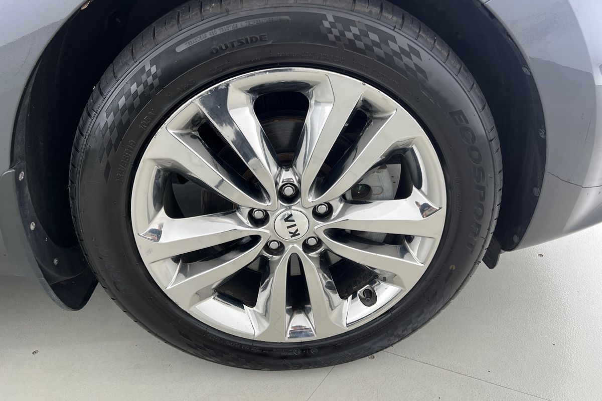 2017 Kia Carnival Platinum YP