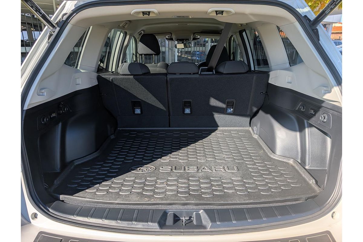 2024 Subaru Forester 2.5i Premium S5