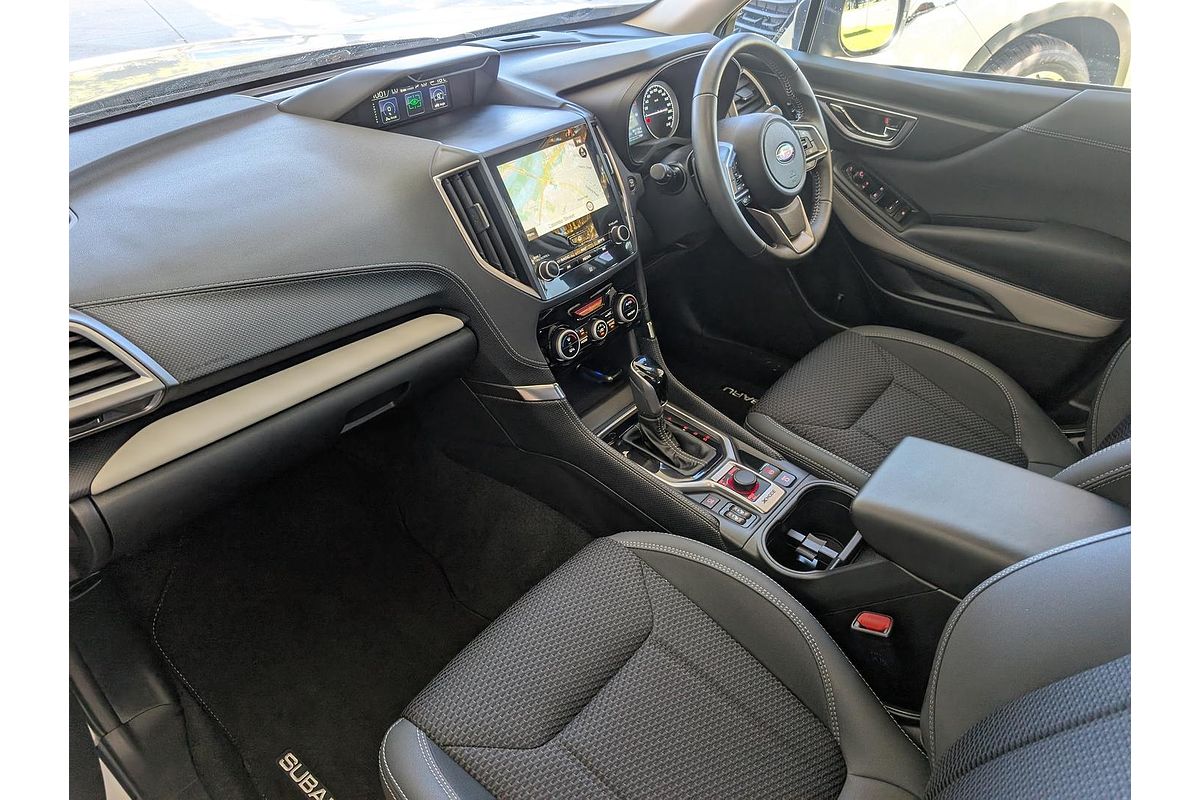 2024 Subaru Forester 2.5i Premium S5