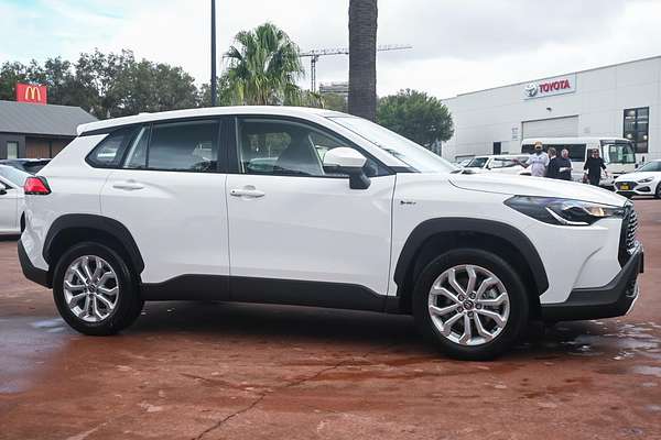 2025 Toyota Corolla Cross GX MXGH10R