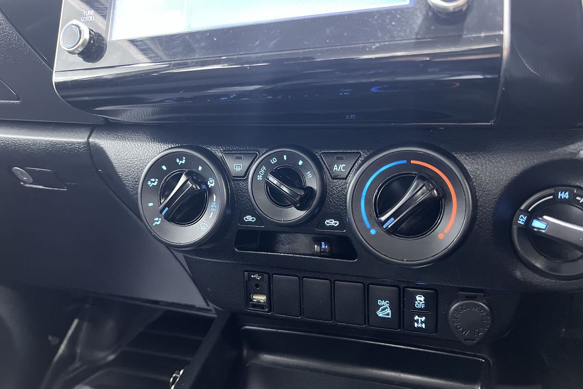 2021 Toyota Hilux SR GUN126R 4X4