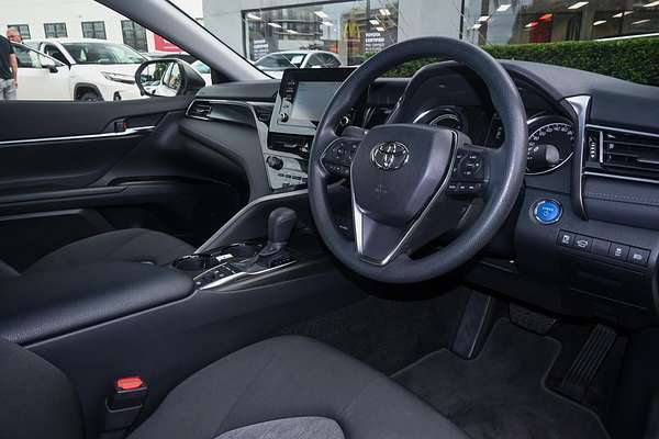 2024 Toyota Camry Ascent AXVH70R