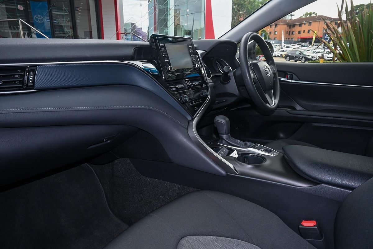 2024 Toyota Camry Ascent AXVH70R