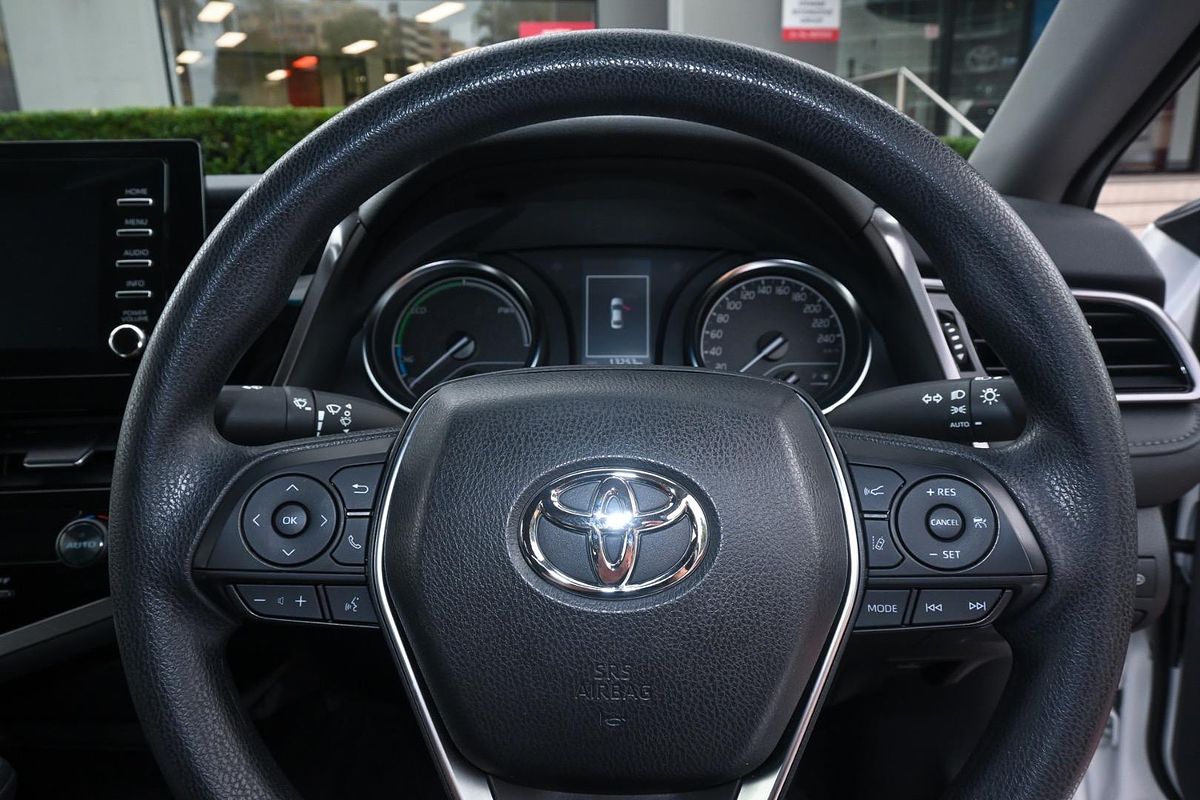 2024 Toyota Camry Ascent AXVH70R