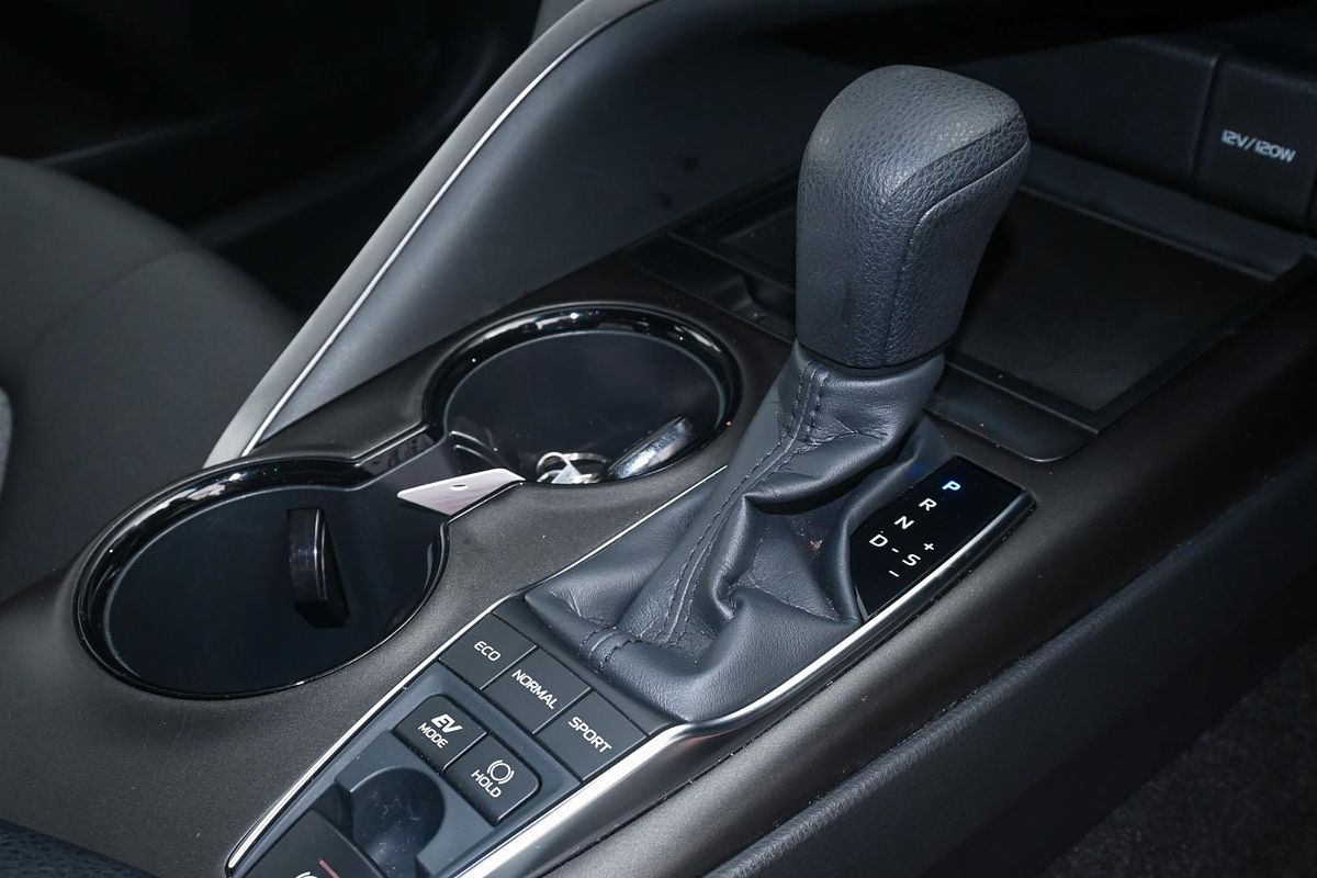 2024 Toyota Camry Ascent AXVH70R