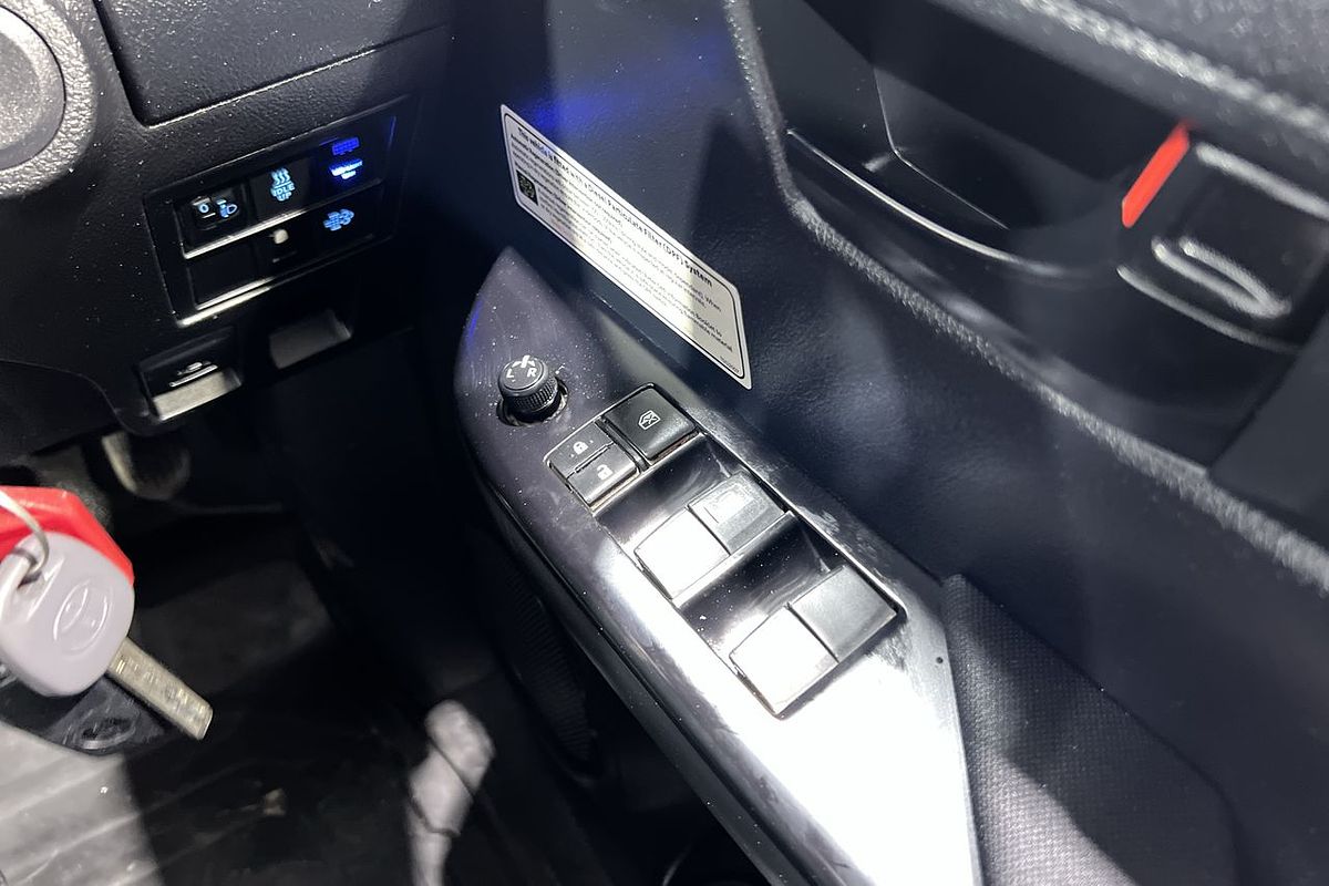 2021 Toyota Hilux SR GUN126R 4X4