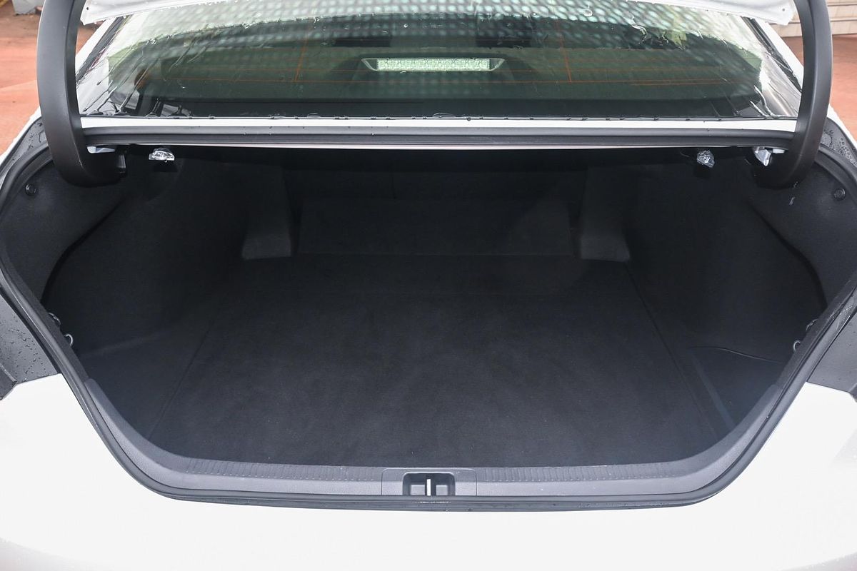 2024 Toyota Camry Ascent AXVH70R