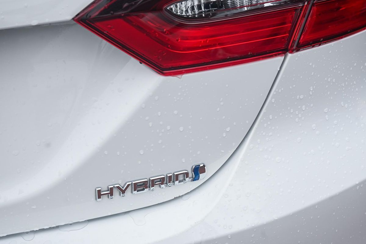 2023 Toyota Camry Ascent AXVH70R