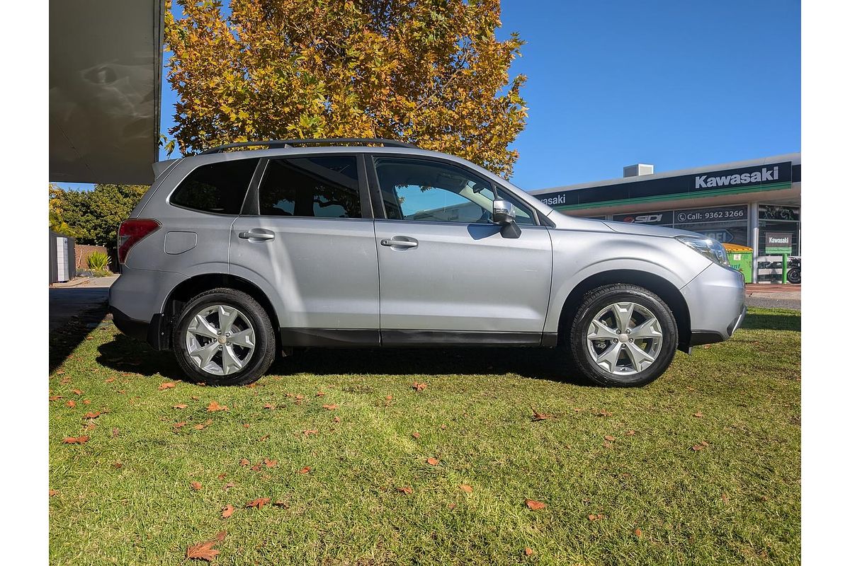 2015 Subaru Forester 2.0i-L S4