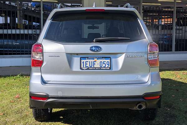 2015 Subaru Forester 2.0i-L S4