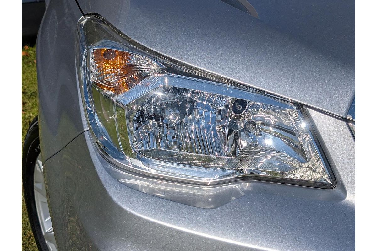 2015 Subaru Forester 2.0i-L S4