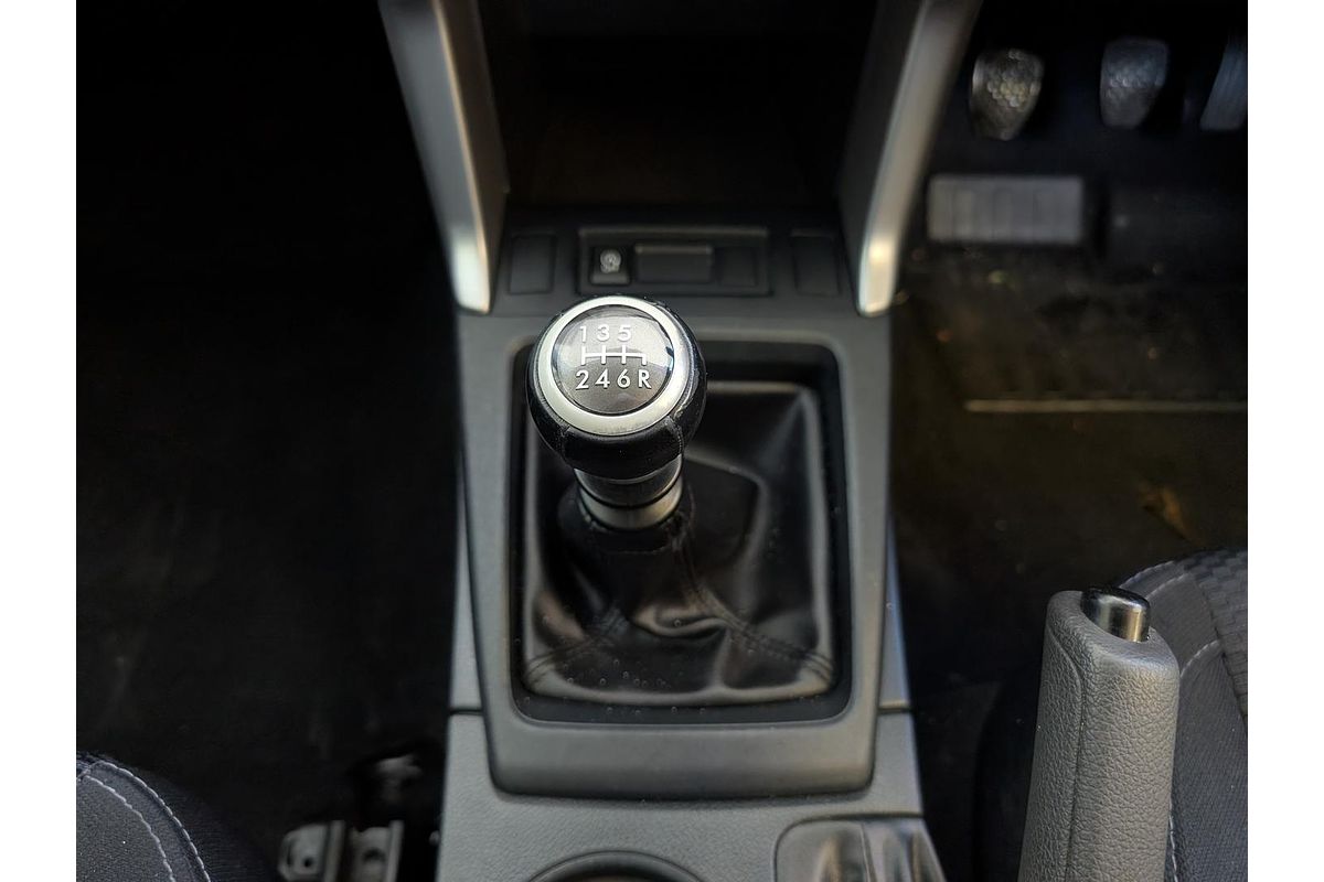 2015 Subaru Forester 2.0i-L S4