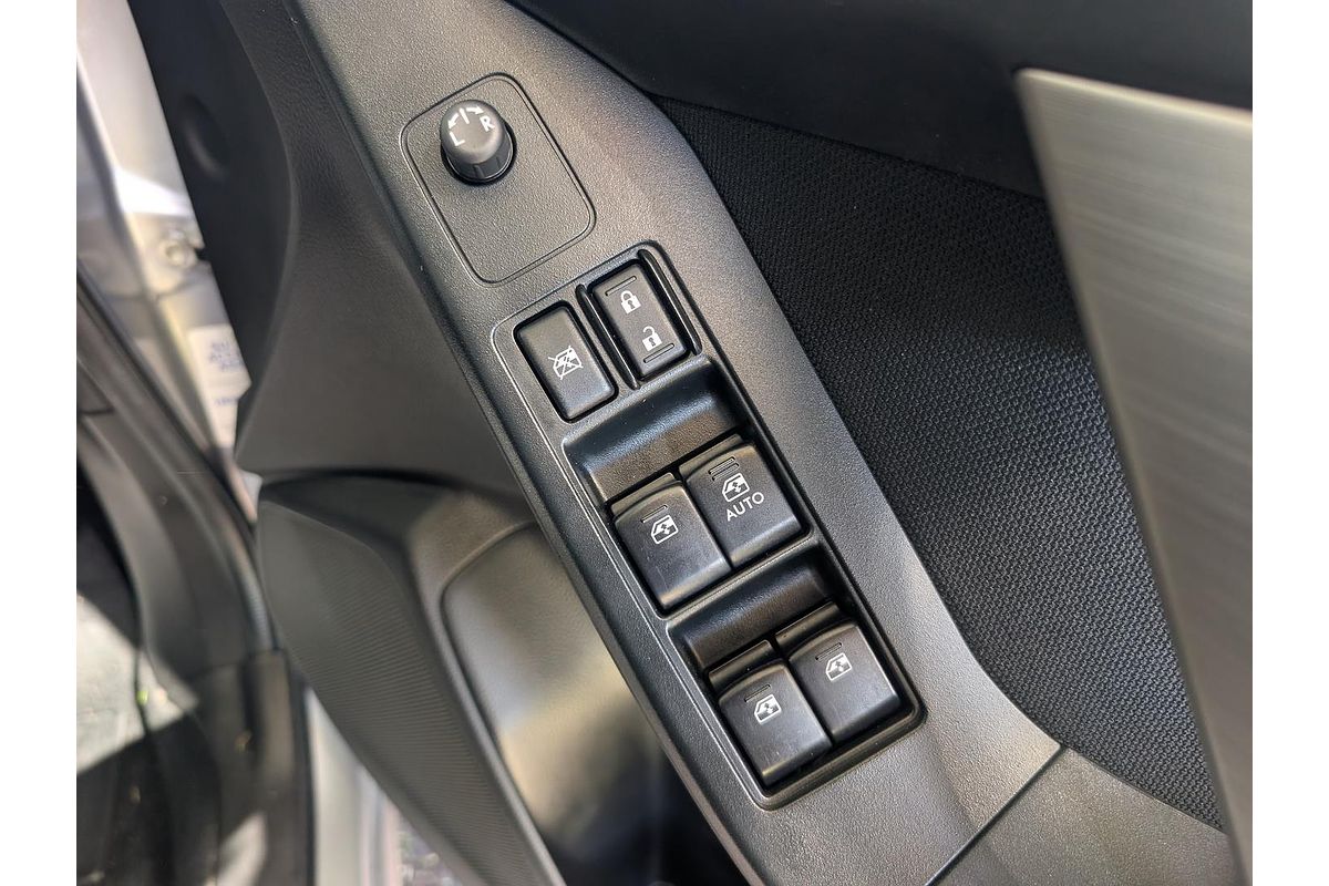 2015 Subaru Forester 2.0i-L S4