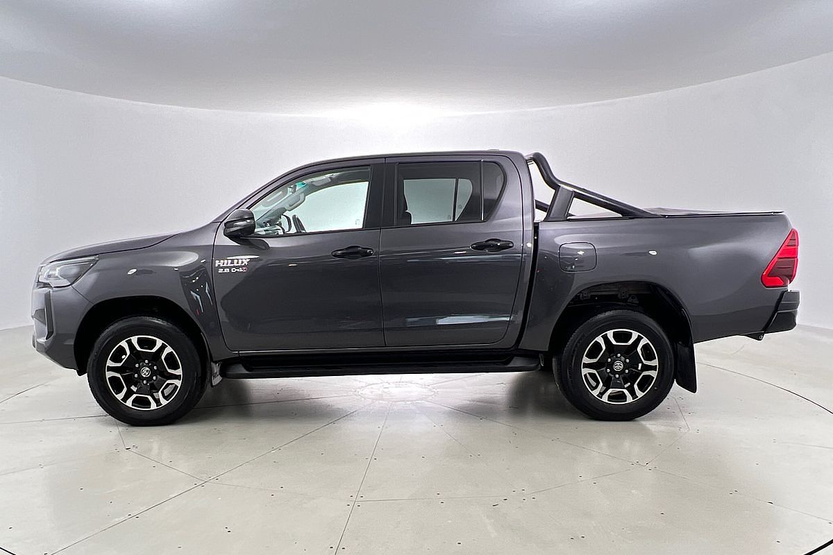 2024 Toyota Hilux SR5 48V GUN126R 4X4