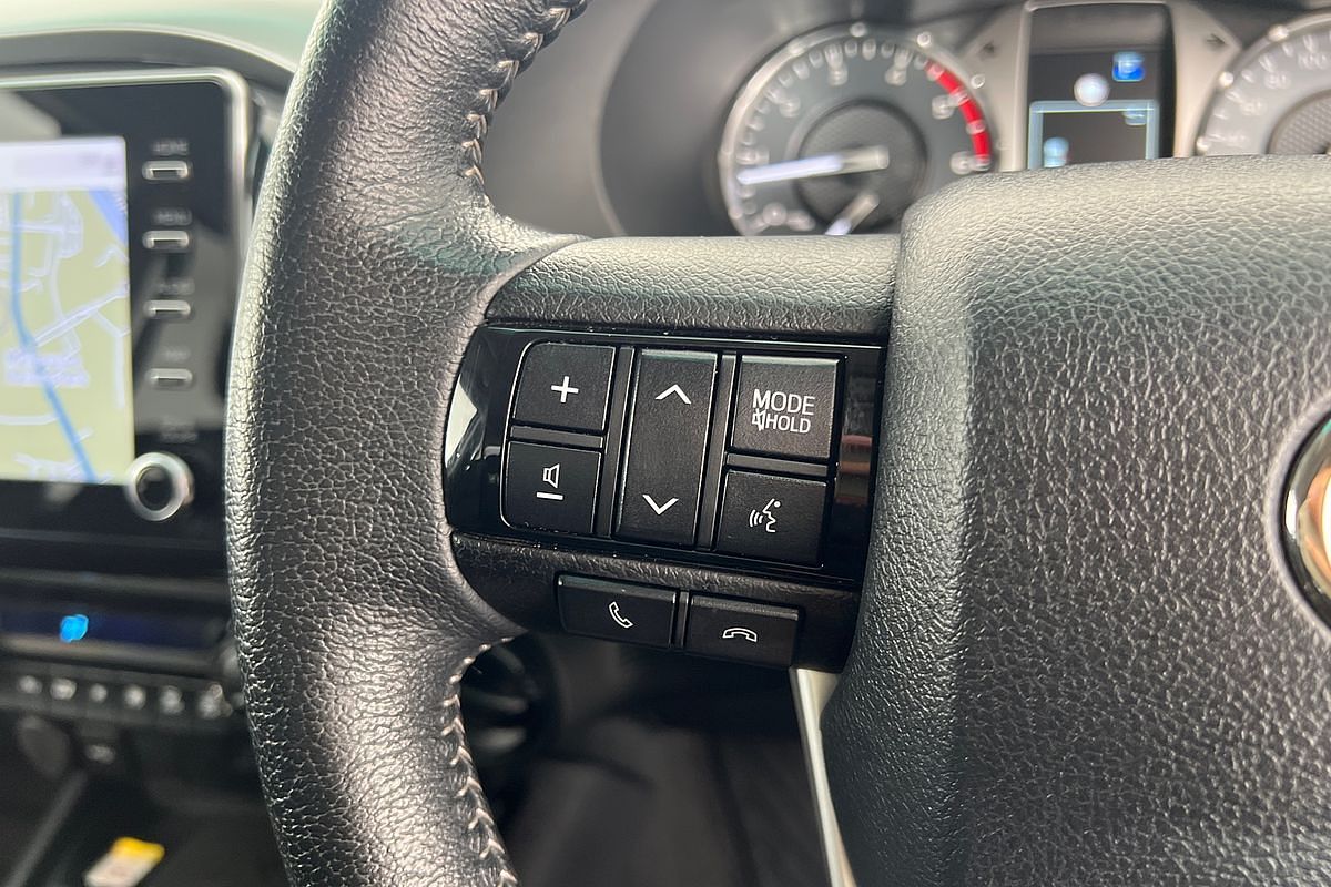 2024 Toyota Hilux SR5 48V GUN126R 4X4