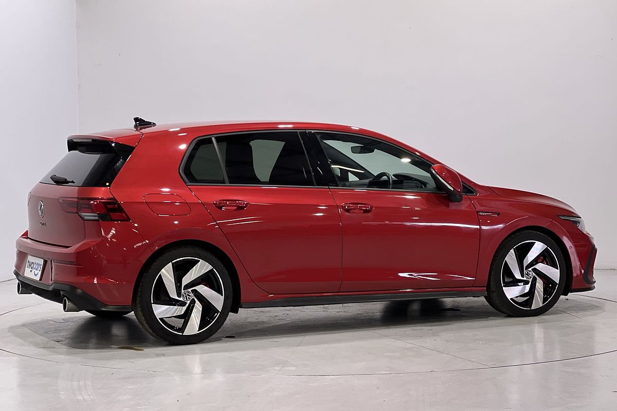2022 Volkswagen Golf GTI 8
