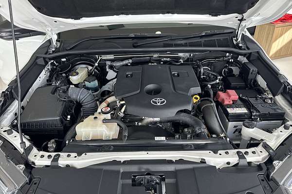 2024 Toyota Hilux Rogue 48V GUN126R 4X4