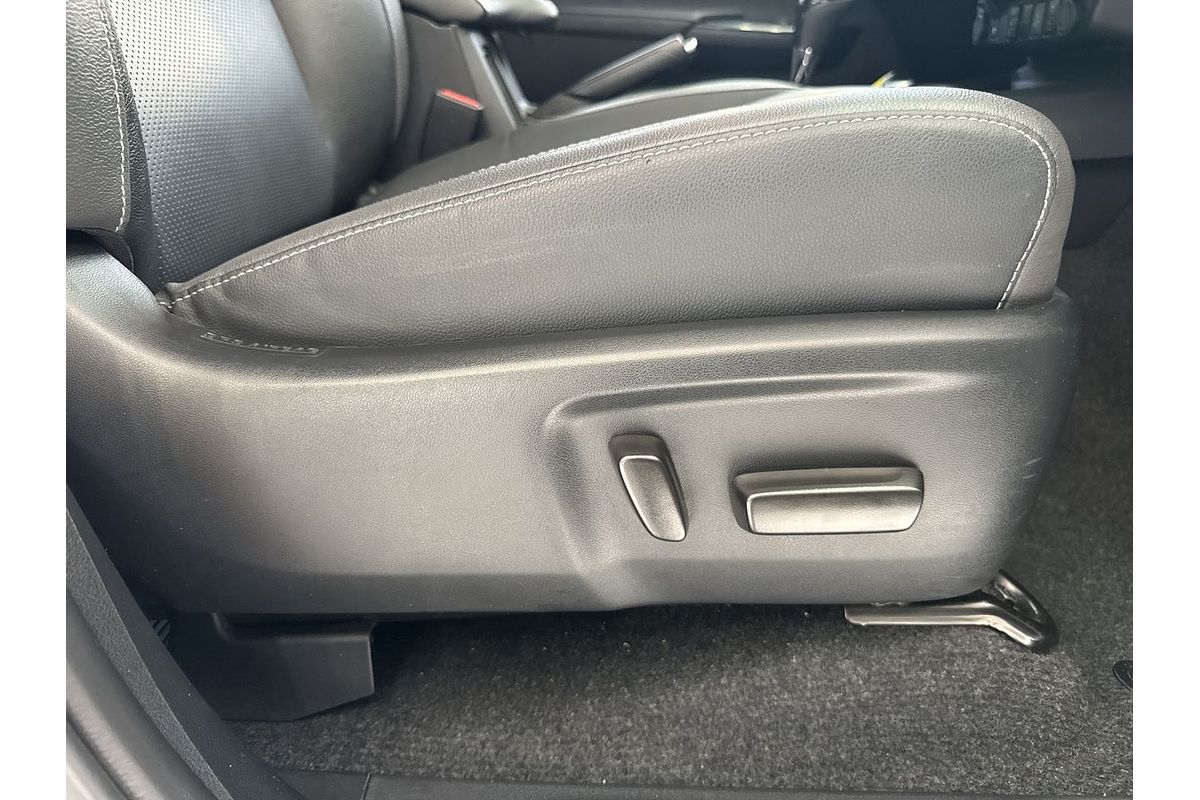 2024 Toyota Hilux Rogue 48V GUN126R 4X4