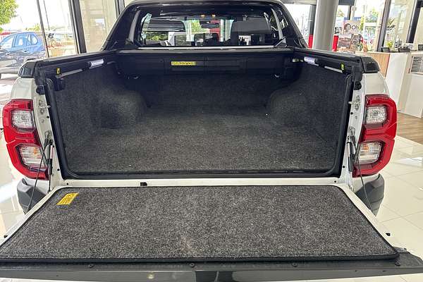 2024 Toyota Hilux Rogue 48V GUN126R 4X4